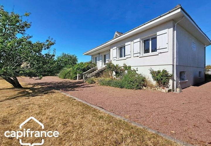 Villa a Saint-Jacques-de-Thouars, Deux-Sevres, Saint-Jacques-de-Thouars - € 179.000 | Ref: 340937695713 - foto 1