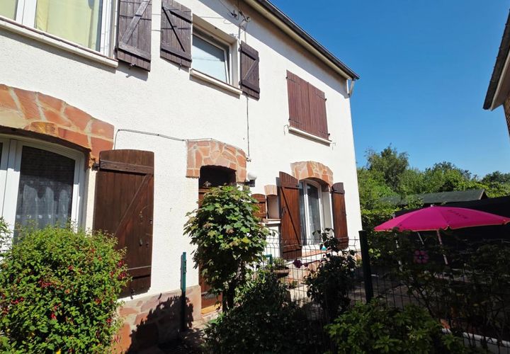 Villa a Beaurains, Pas-de-Calais, Beaurains - € 210.000 | Ref: 2013957 - foto 1