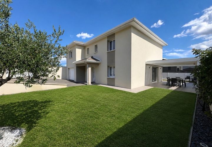 Villa en Jonage, Rhone, Jonage - € 567.000 | Ref: 340934189034 - photo 1