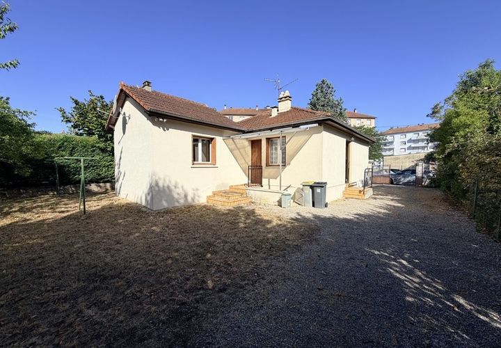 Villa em Dijon, Cote-d'Or, Dijon - € 205.000 | Ref: 340937634302 - foto 1