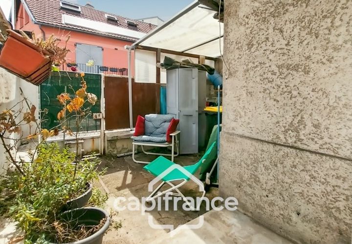 Villa i Bagnolet, Seine-Saint-Denis, Bagnolet - € 189.000 | Ref: 340936565229 - foto 1