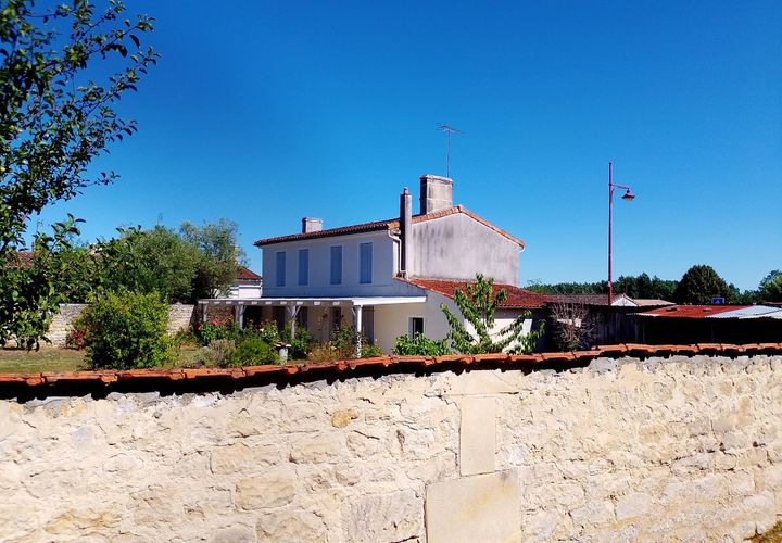 Villa en Jonzac, Charente-Maritime, Jonzac - € 256.800 | Ref: BVI86409 - photo 1