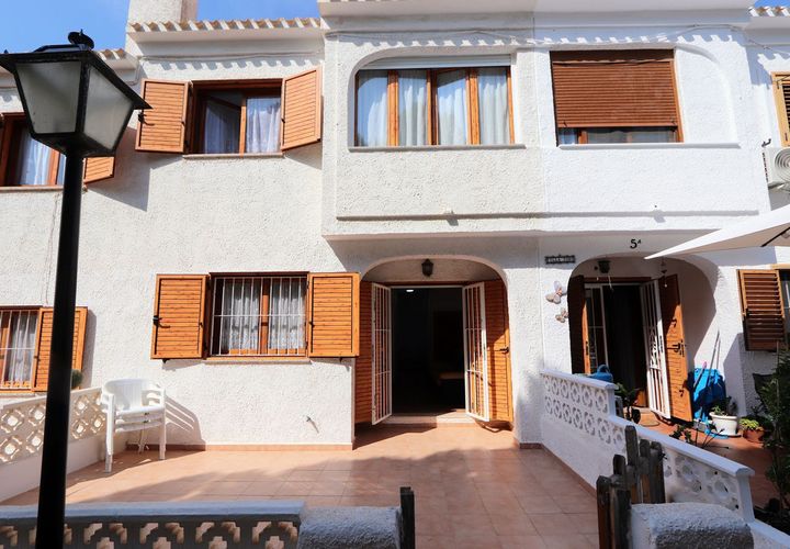 Villa i Playa Flamenca, Alicante, Playa Flamenca - € 289.000 | Ref: R5437381 - foto 1