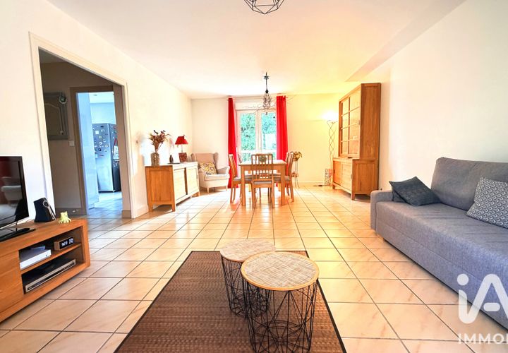 Villa a Saint-Etienne, Loire, Saint-Etienne - € 249.000 | Ref: 81474 - foto 1