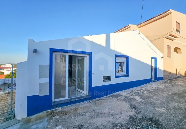Villa em Alenquer, Lisbon, Alenquer - € 265.000 | Ref: V26190 - foto 1