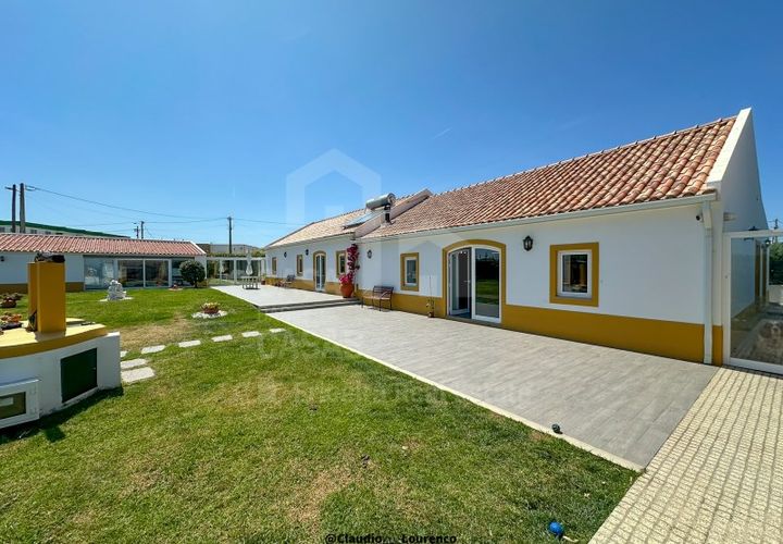 Villa a Ericeira, Lisbon, Ericeira - € 950.000 | Ref: V23307.a X72 - foto 1