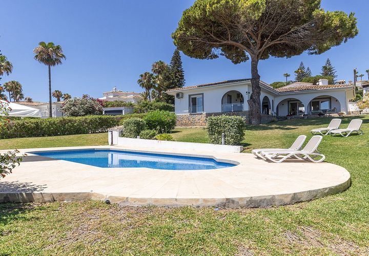 Villa i La Duquesa, Malaga, La Duquesa - € 1.100.000 | Ref: R5438518 - foto 1