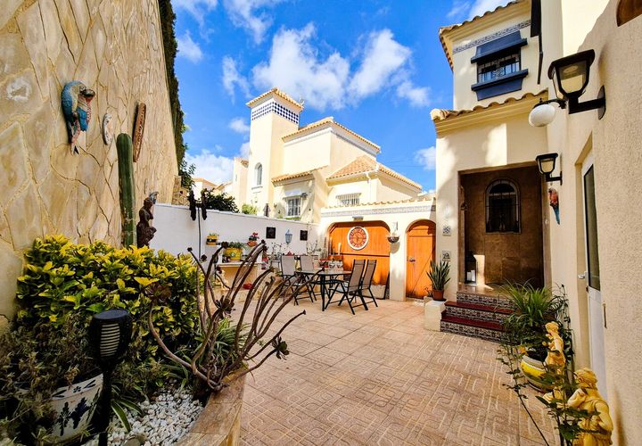 Villa i Orihuela, Alicante, Orihuela - € 269.900 | Ref: MLS72557R - foto 1