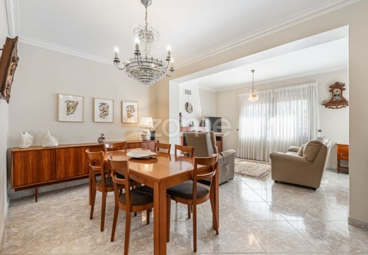 Villa i Senhora da Hora, Porto, Senhora da Hora - € 465.000 | Ref: ZMPT588975 - foto 1