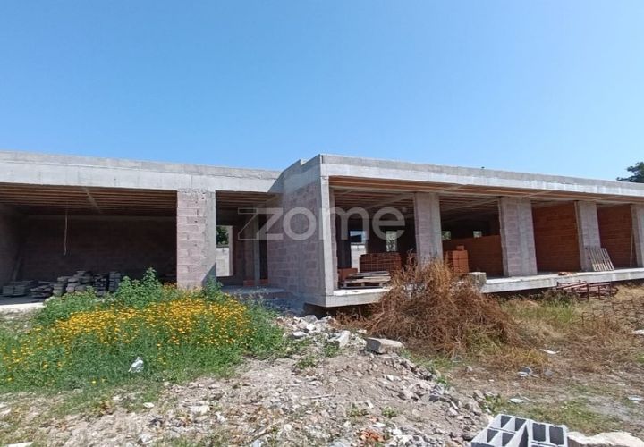 Villa en Amares, Braga, Amares - € 430.000 | Ref: ZMPT577688 - photo 1