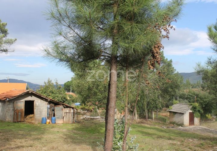 Helårsgrund i Melres e Medas, Porto, Melres e Medas - € 145.000 | Ref: ZMPT584747 - foto 1