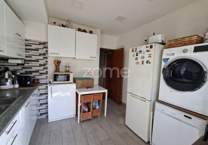 Lejlighed i Sintra, Lisbon, Sintra - € 297.500 | Ref: ZMPT589583 - foto 1