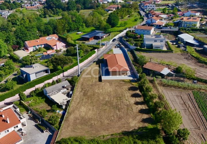 Terra a Santo Tirso, Porto, Santo Tirso - € 89.000 | Ref: ZMPT588039 - foto 1