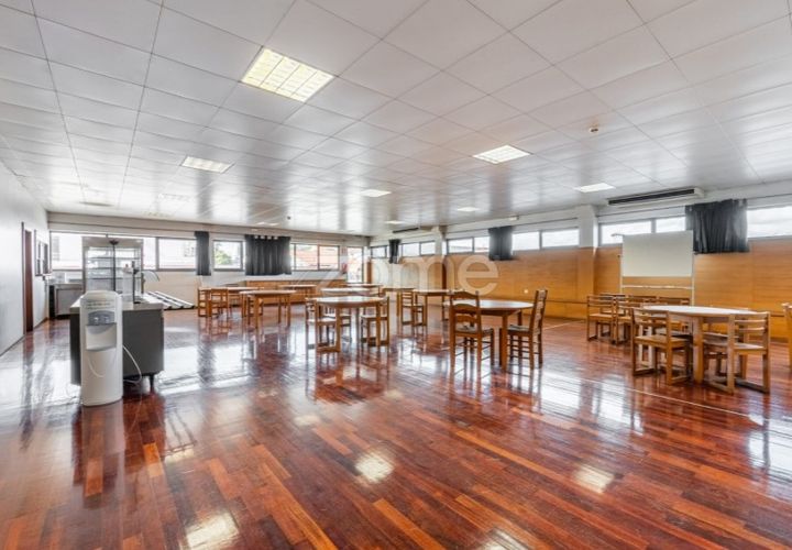 Erhvervsejendom i Maia, Porto, Maia - € 980.000 | Ref: ZMPT588721 - foto 1