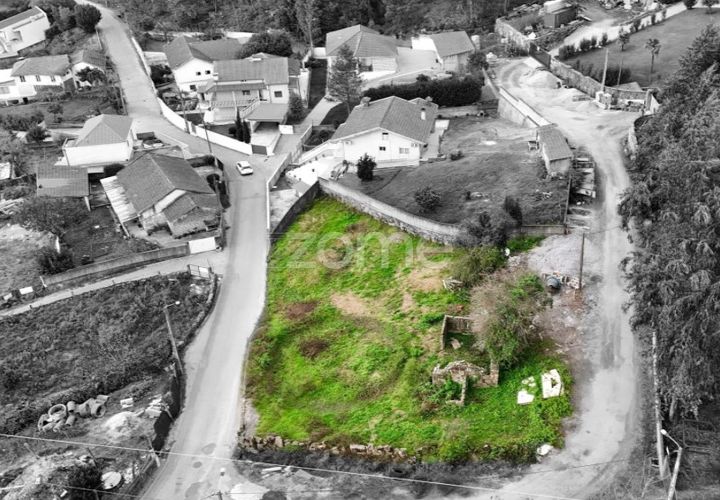 Helårsgrund i Oliveira, Braga, Oliveira - € 85.000 | Ref: ZMPT572153 - foto 1
