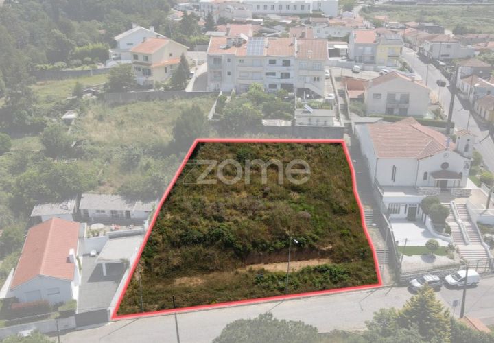 Helårsgrund i Pedroso, Porto, Pedroso - € 54.000 | Ref: ZMPT590075 - foto 1
