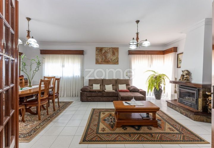 Villa i Grijo, Porto, Grijo - € 695.000 | Ref: ZMPT575844 - foto 1