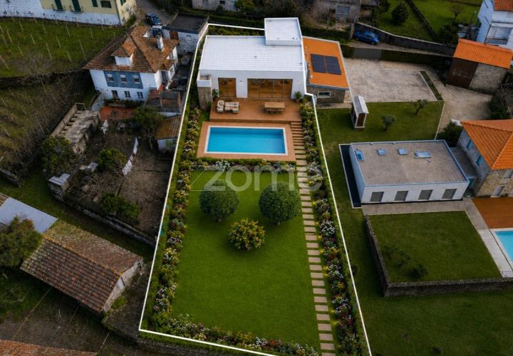 Villa en Venade e Azevedo, Viana do Castelo, Venade e Azevedo - € 550.000 | Ref: ZMPT586669 - photo 1