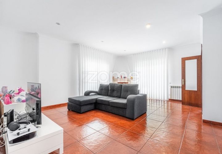 Villa i Santo Tirso, Porto, Santo Tirso - € 495.000 | Ref: ZMPT582642 - foto 1