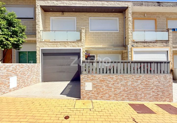 Villa a Barcelos, Braga, Barcelos - € 325.000 | Ref: ZMPT589266 - foto 1
