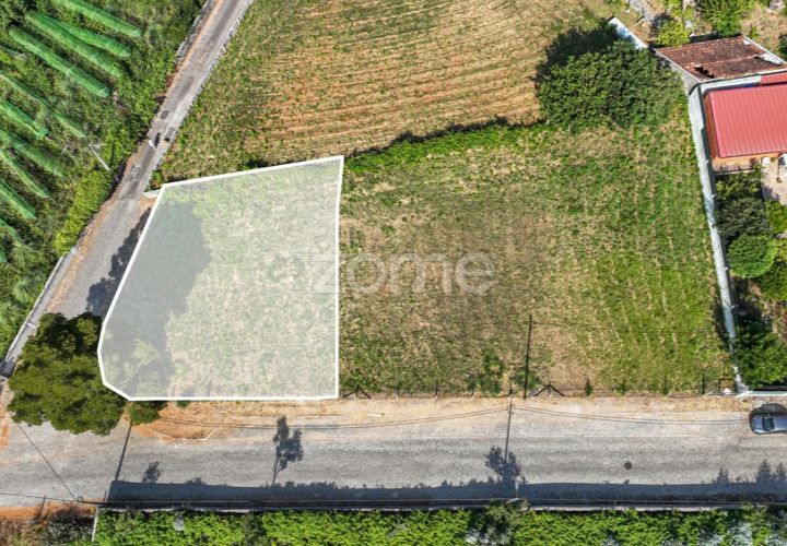 Helårsgrund i Grijo, Porto, Grijo - € 65.000 | Ref: ZMPT578733 - foto 1