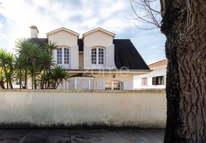 Villa i Arcozelo, Porto, Arcozelo - € 860.000 | Ref: ZMPT583802 - foto 1