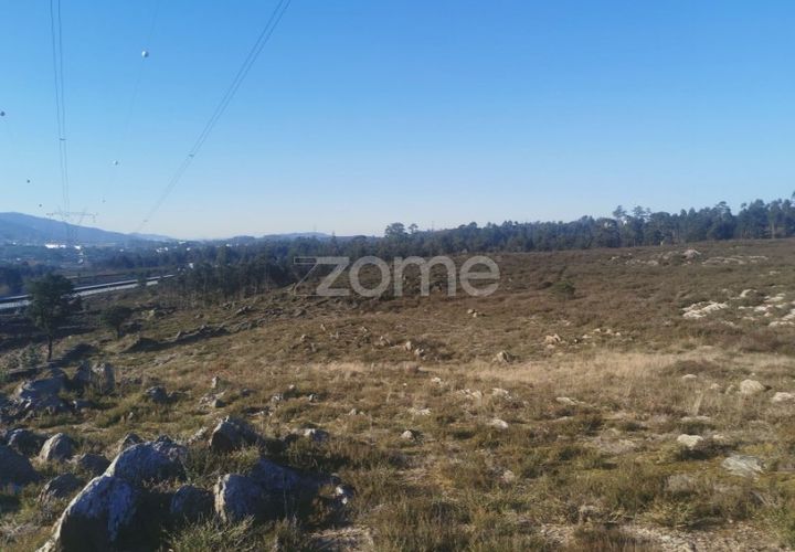 Helårsgrund i Aguiar de Sousa, Porto, Aguiar de Sousa - € 950.000 | Ref: ZMPT554237 - foto 1