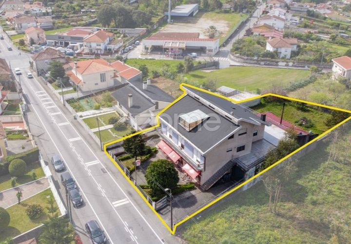 Villa i Crestuma, Porto, Crestuma - € 429.900 | Ref: ZMPT576124 - foto 1