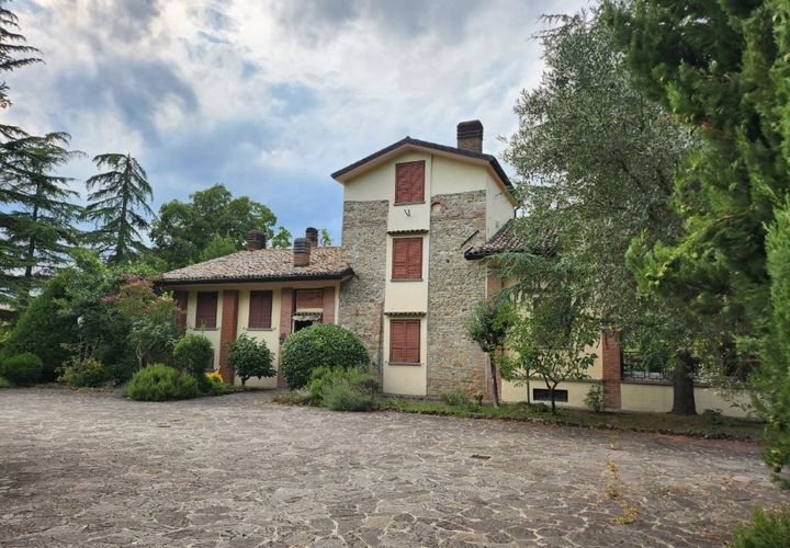 Villa i Salsomaggiore Terme, Parma, Salsomaggiore Terme - € 550.000 | Ref: es5554828 - foto 1