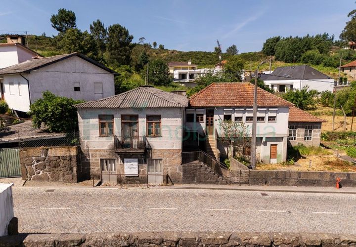 Villa i Santo Tirso, Porto, Santo Tirso - € 250.000 | Ref: F2501.033 - foto 1