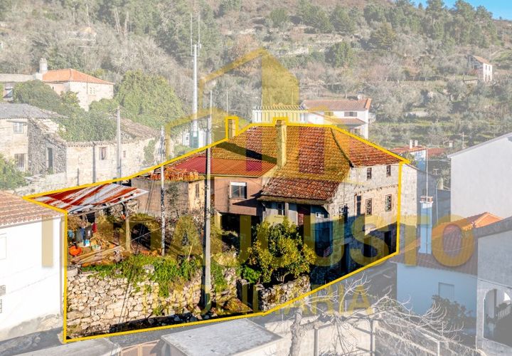 Villa in Cortico e Vila Cha, Guarda, Cortico e Vila Cha - € 32.500 | Ref: CAS_2175 - foto 1