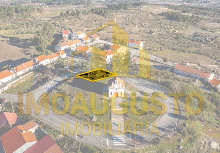 Helårsgrund i Pinhel, Guarda, Pinhel - € 11.000 | Ref: PAR_2193 - foto 1