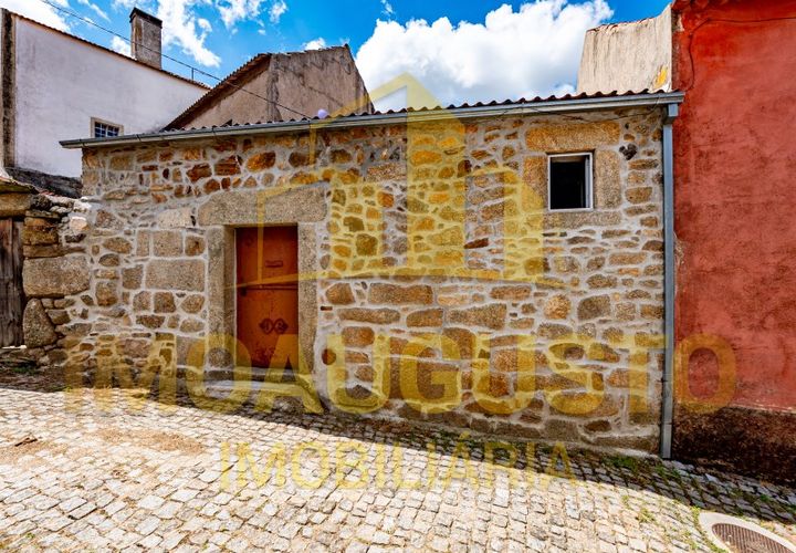 Villa a Marmeleiro, Guarda, Marmeleiro - € 25.000 | Ref: CAS_2069 - foto 1