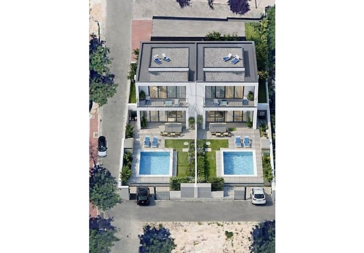 Helårsgrund i Maia, Porto, Maia - € 89.900 | Ref: 120781426-55 - foto 1