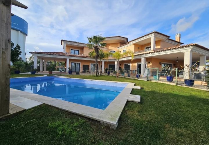 Willa: Corroios, Setubal, Corroios – 1 420 000 € | Ref: C0493-00037 – zdjęcie 1