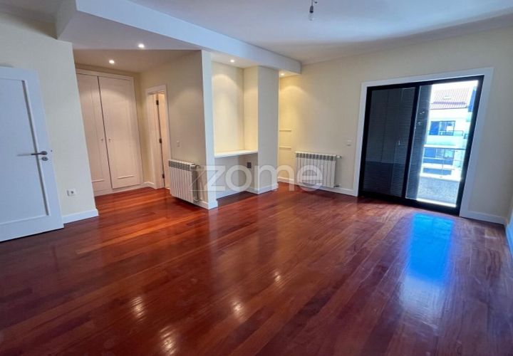 Villa i Viseu, Viseu, Viseu - € 470.000 | Ref: ZMPT573288 - foto 1