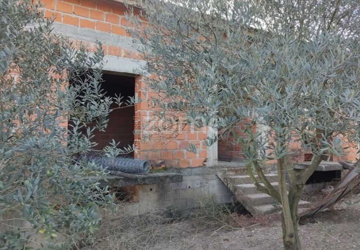 Helårsgrund i Fragosela, Viseu, Fragosela - € 100.000 | Ref: ZMPT564221 - foto 1