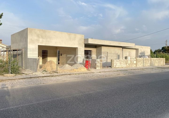 Villa i Caldas da Rainha, Leiria, Caldas da Rainha - € 689.000 | Ref: ZMPT577937 - foto 1