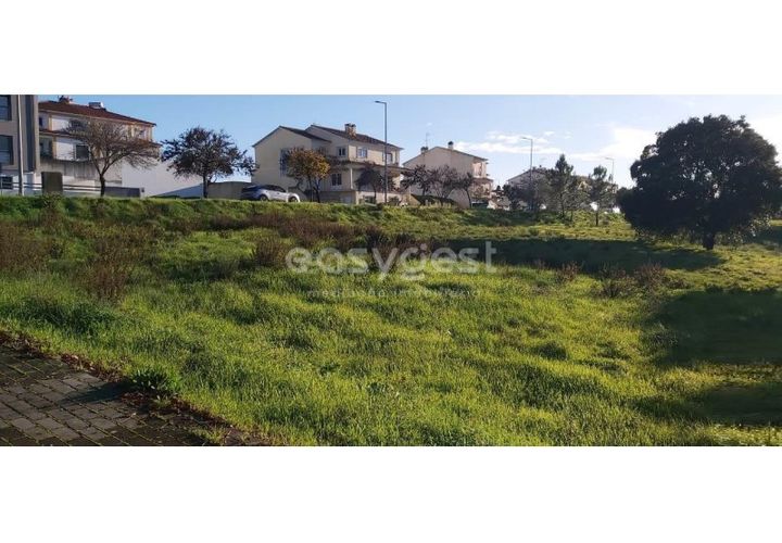 Helårsgrund i Entroncamento, Santarem, Entroncamento - € 33.000 | Ref: LE94499LE - foto 1