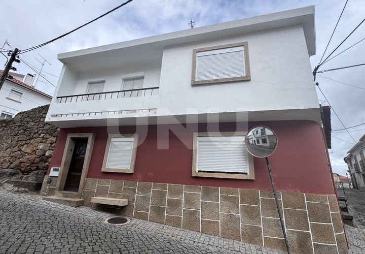 Villa i Escalos de Cima e Lousa, Castelo Branco, Escalos de Cima e Lousa - € 79.500 | Ref: UNU.I.1940.12555 - foto 1
