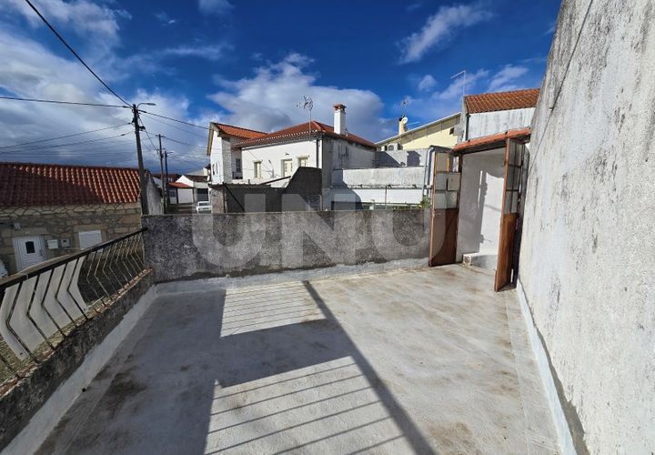 Villa i Escalos de Cima e Lousa, Castelo Branco, Escalos de Cima e Lousa - € 64.500 | Ref: UNU.I.1980.12555 - foto 1
