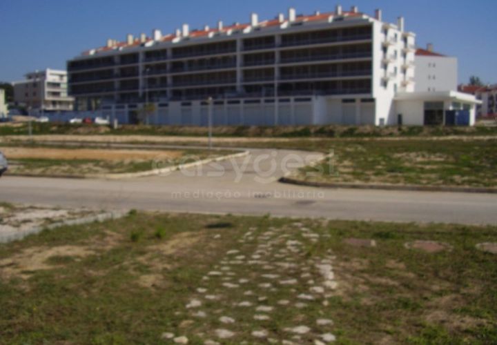 Helårsgrund i Azambuja, Lisbon, Azambuja - € 208.000 | Ref: ST70453EP - foto 1
