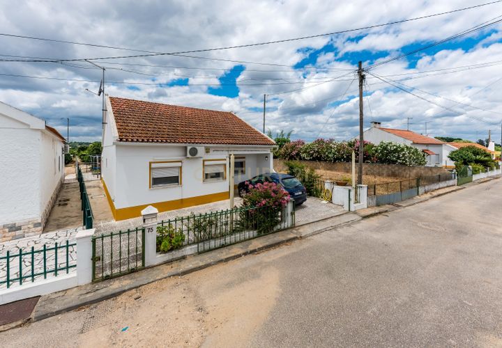 Villa en Coruche, Santarem, Coruche - € 220.000 | Ref: C0483-01910 - photo 1