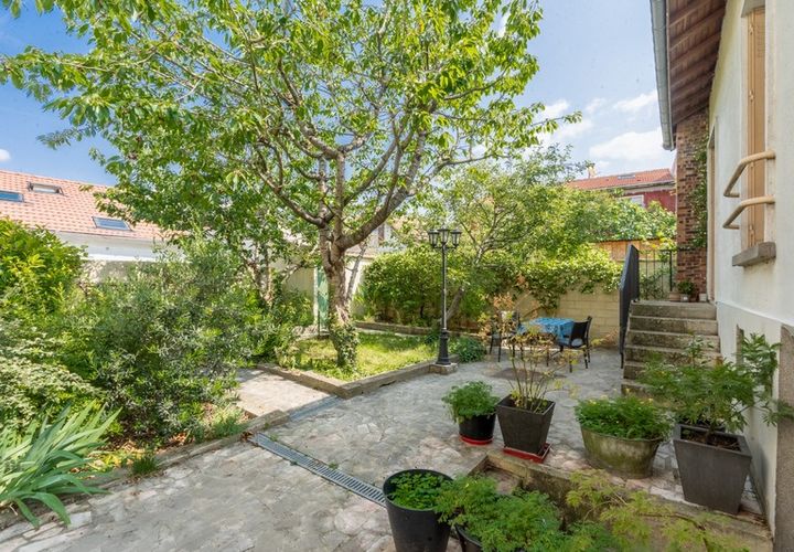 Villa i Romainville, Seine-Saint-Denis, Romainville - € 519.000 | Ref: 830036061757 - foto 1