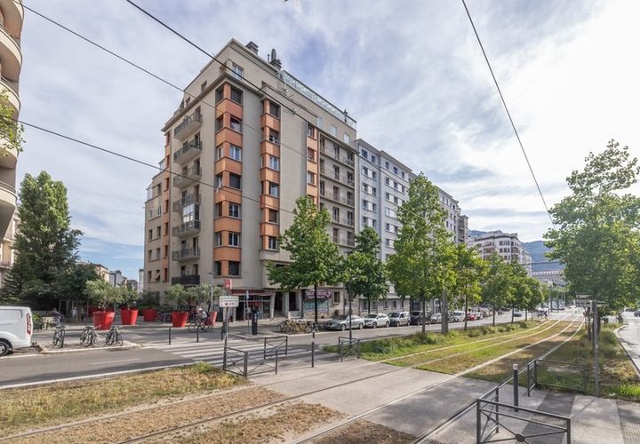 Lejlighed i Grenoble, Isere, Grenoble - € 90.000 | Ref: 830038243630 - foto 1