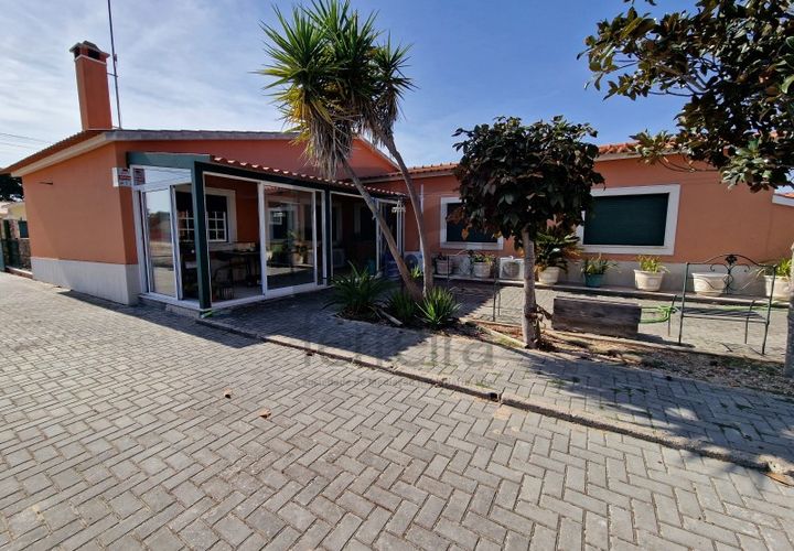 Villa i Almeirim, Santarem, Almeirim - € 379.000 | Ref: MOR4430 - foto 1