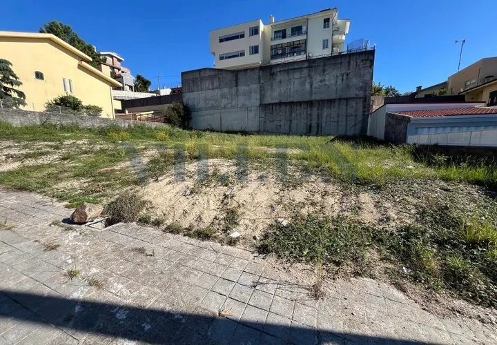 Tomt i Trofa, Porto, Trofa - € 60 000 | Ref: VR-60-354 - foto 1
