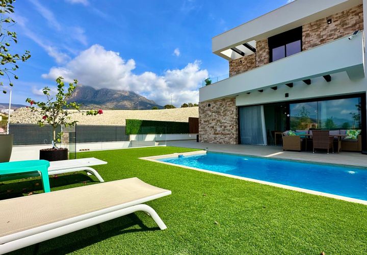 Villa a Finestrat, Alicante, Finestrat - € 3.500/mes | Ref: ALQF0073/6084 - foto 1