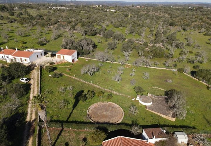 Farm i Bensafrim, Faro, Bensafrim - € 500.000 | Ref: VM1121 - foto 1