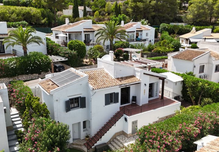 Villa i Denia, Alicante, Denia - € 345 000 | Ref: 1RE1306 - foto 1